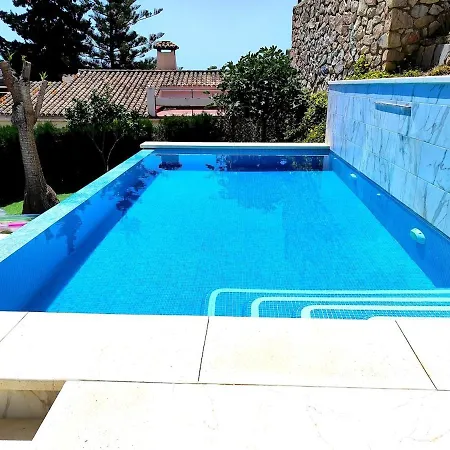 Excellent Recently Renovated In Villa Torremuelle